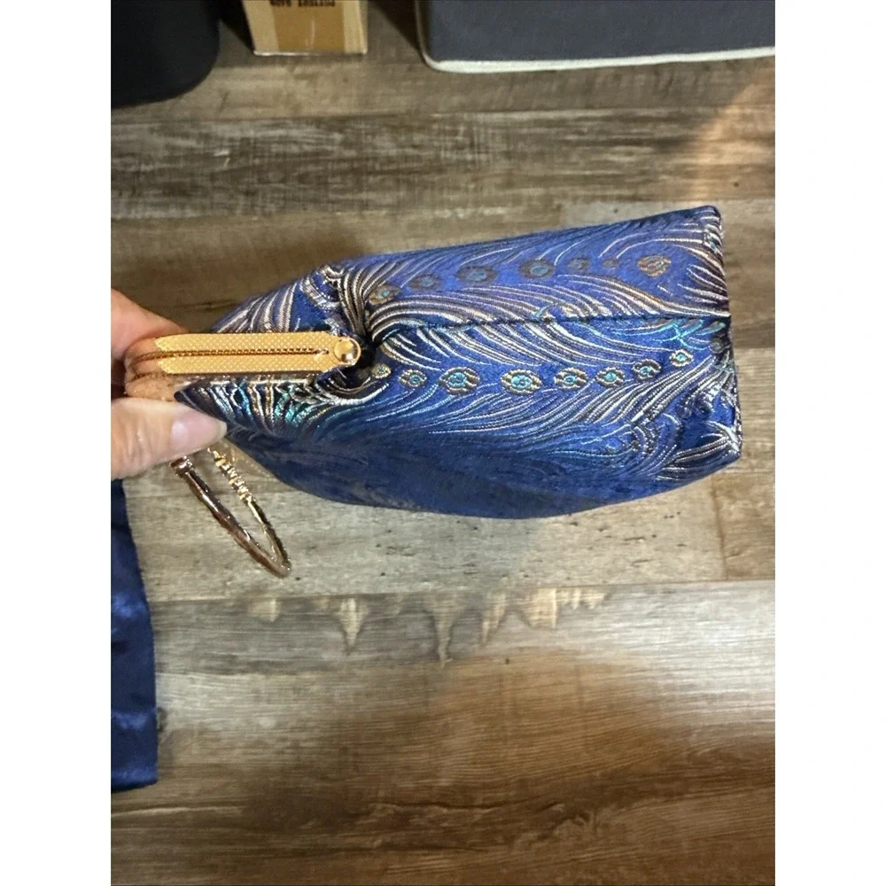 Off Park Collection Gold Antique Tone Peacock Fabric Convertible Handbag NEW